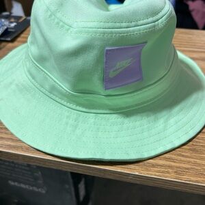 Nike Kids (one size) Vibrant Green and Purple Logo Bucket Hat